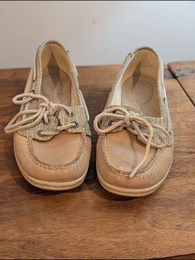 Sperry Tan and Beige Women's Leather Boat Shoes Size 8